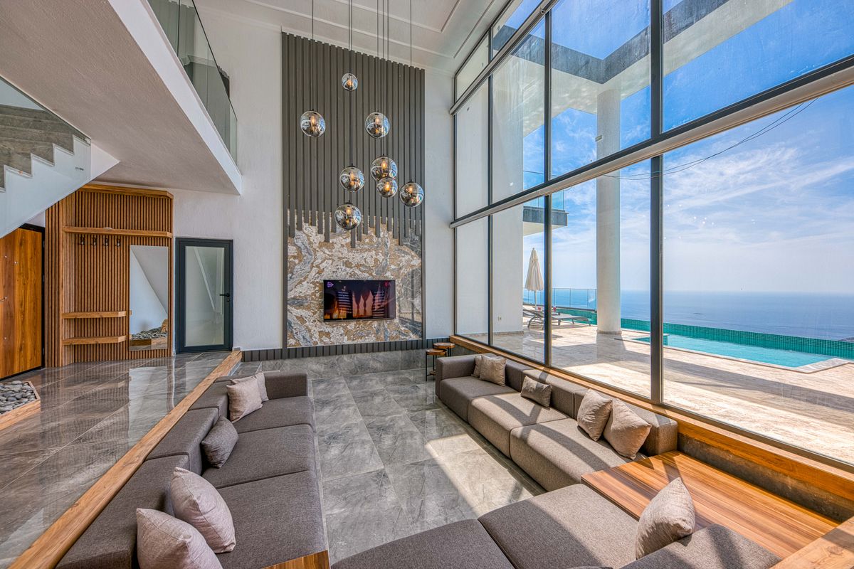 Sea-view villa with private pool